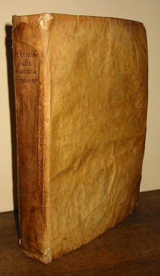 Pierre Massuet Istoria della guerra presente che contiene quanto è occorso di più importante in Italia, nel Reno, in Polonia, e nella maggior parte delle Corti di Europa. Arricchita de' principali disegni d'Assedj, e Battaglie... 1736 in Lucca per Salvatore e Giandomenico Marescandoli